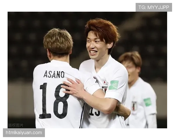 久保建英如何兼顾边路突破与进攻组织？